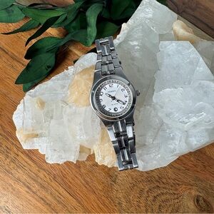 Fossil Silver Women's AM3982 Watch